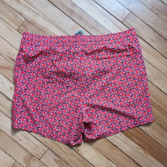 Patterned board shorts - Picture 2 of 3